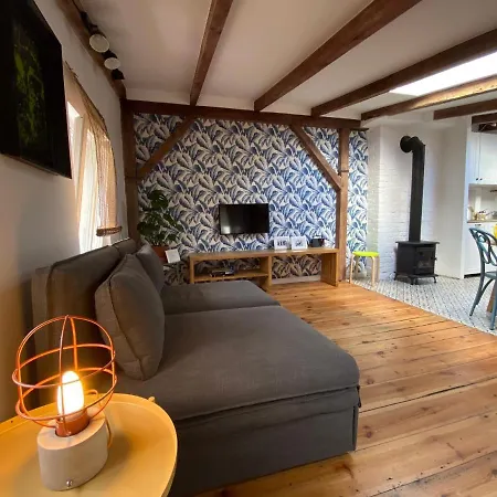 アパート Poddasze Na Monciaku