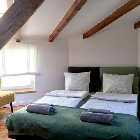 アパート Poddasze Na Monciaku